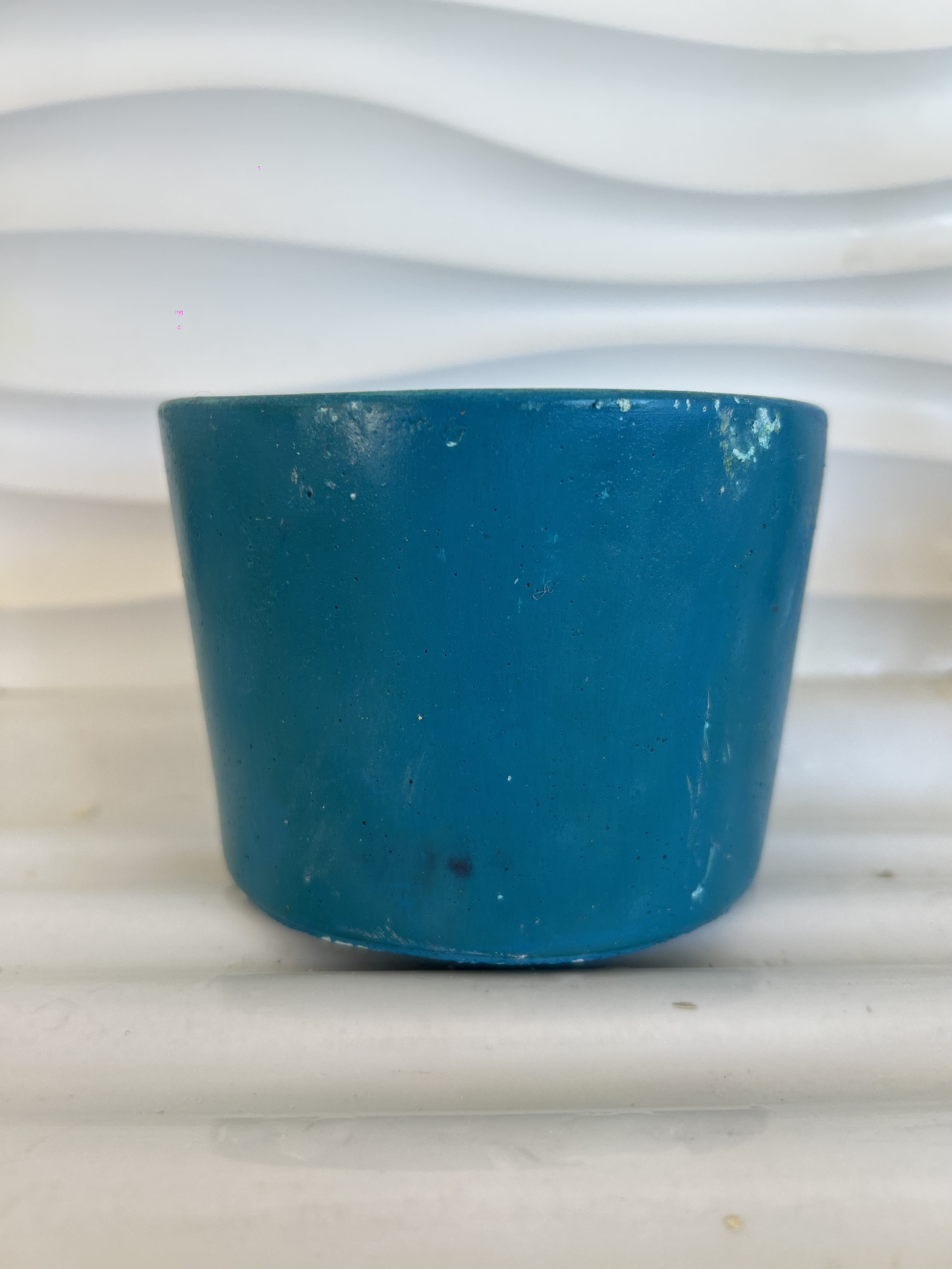 Pot simple bleu